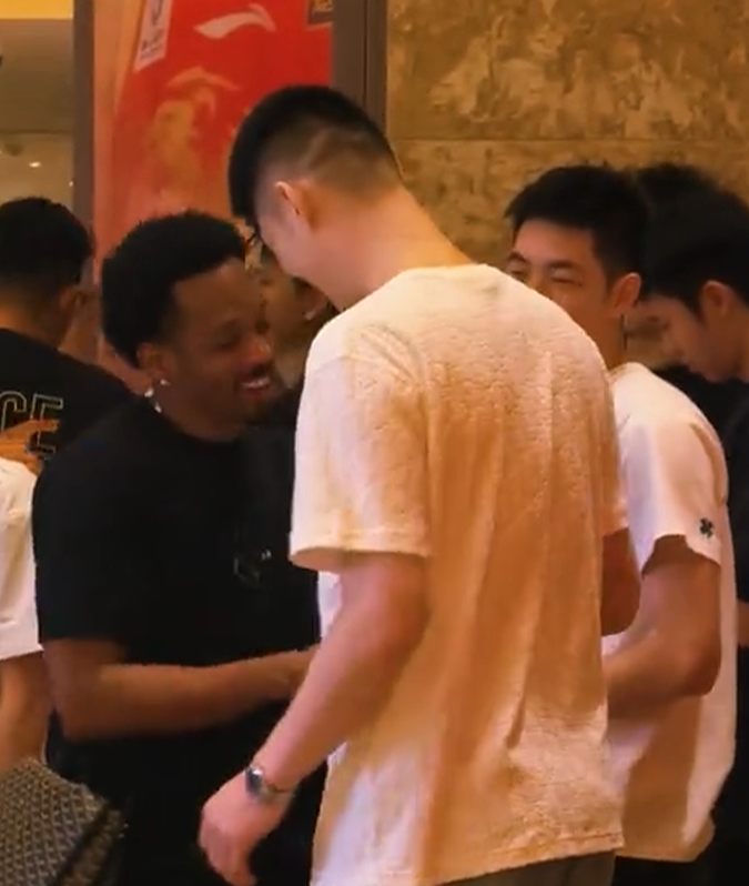 尼克斯终结53年冠军荒，续约难题却刚刚开始