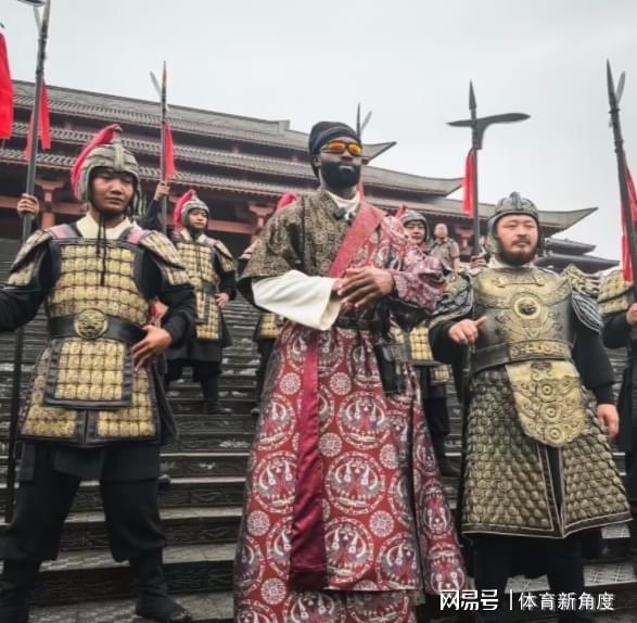奥尼尔低头:巴克利说得对,布伦森就是历史最佳自由签约