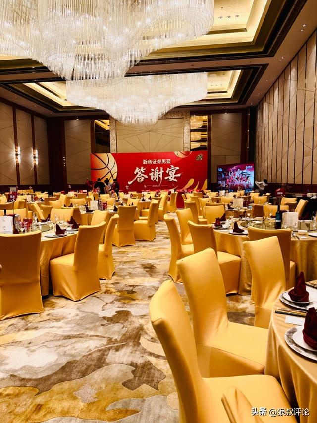 选择尼克斯，即是选择活着——冠军时刻的意义