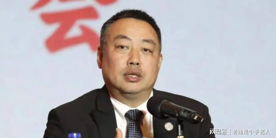 MK体育专注！詹姆斯：季后赛我把手机完全关掉，没一个人能联系到我