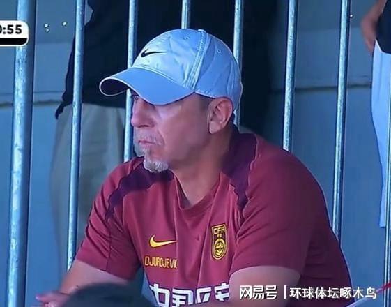 MK体育-除了先发锋线大将,还有4名球员会是黄蜂今夏可能被送走的对象?