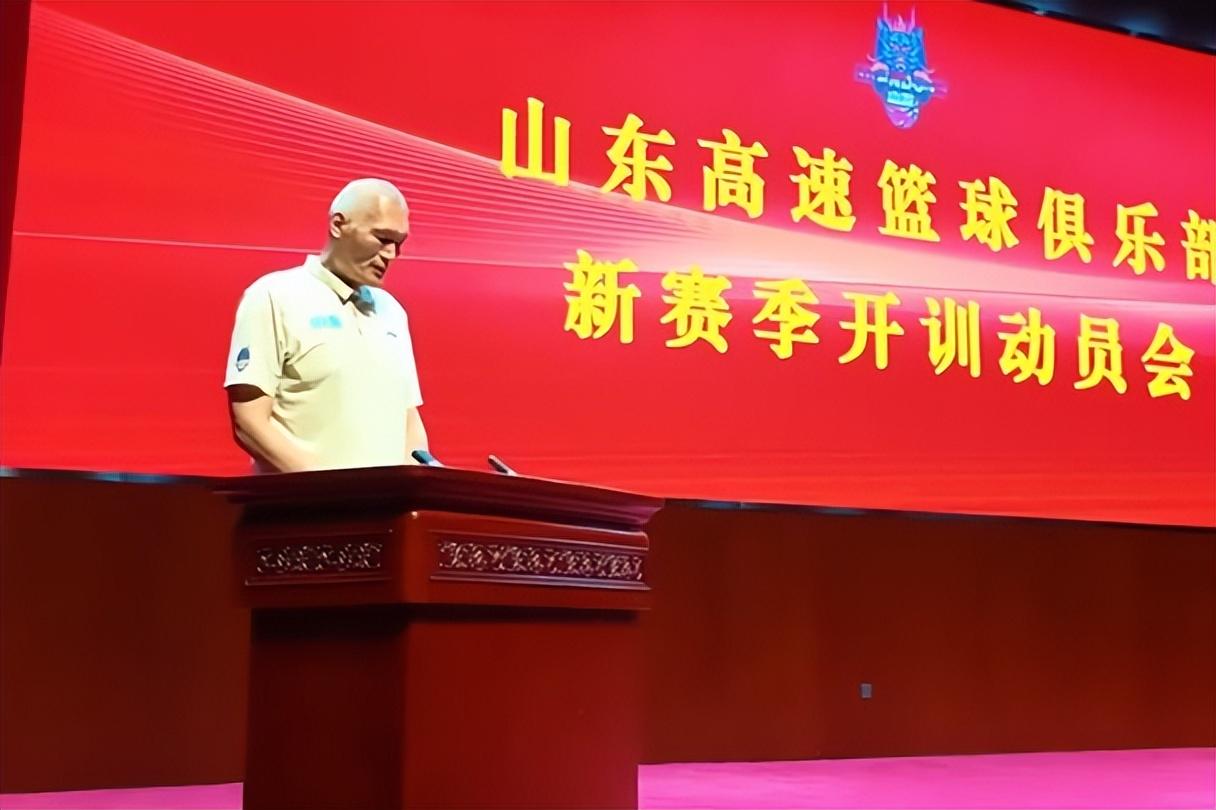MK体育场均28+7+5,火箭追29岁巨星前锋,拆队甩卖不划算!不如静观其变