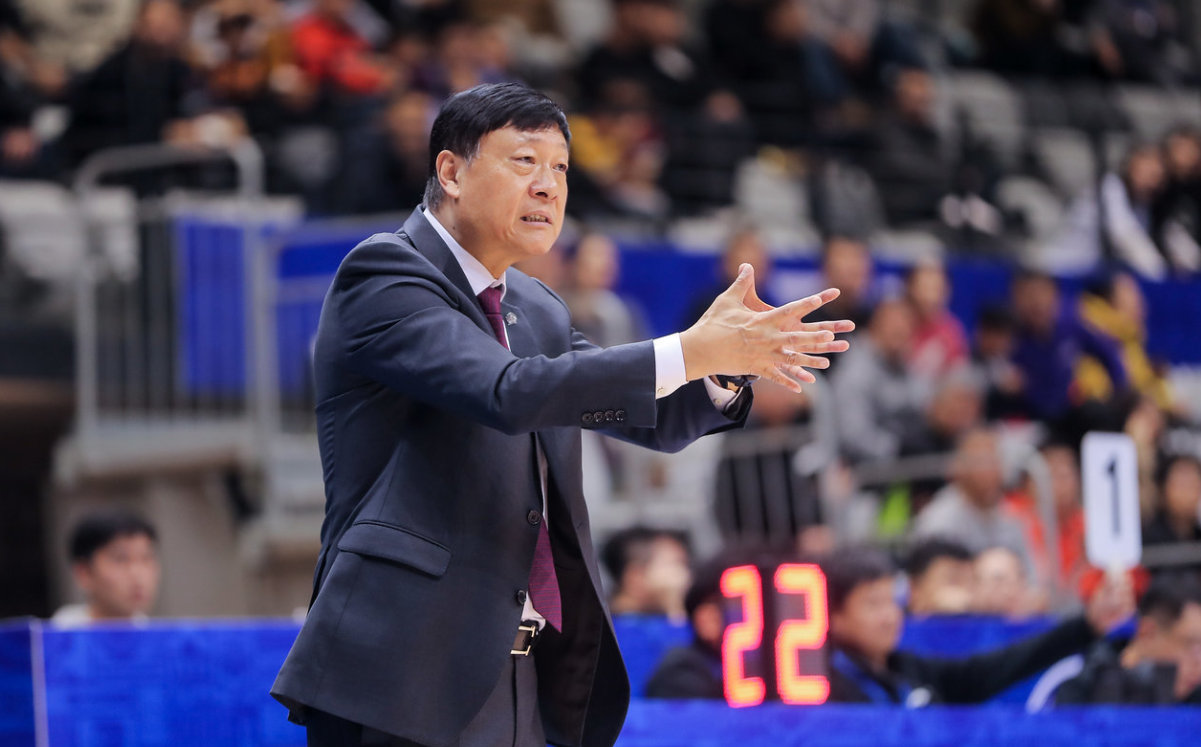 G5尼克斯胜马刺夺冠!球员评价:2人优秀,4人及格,4人低迷