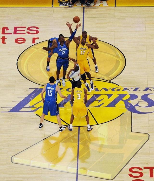 纽约尼克斯夺NBA总冠军