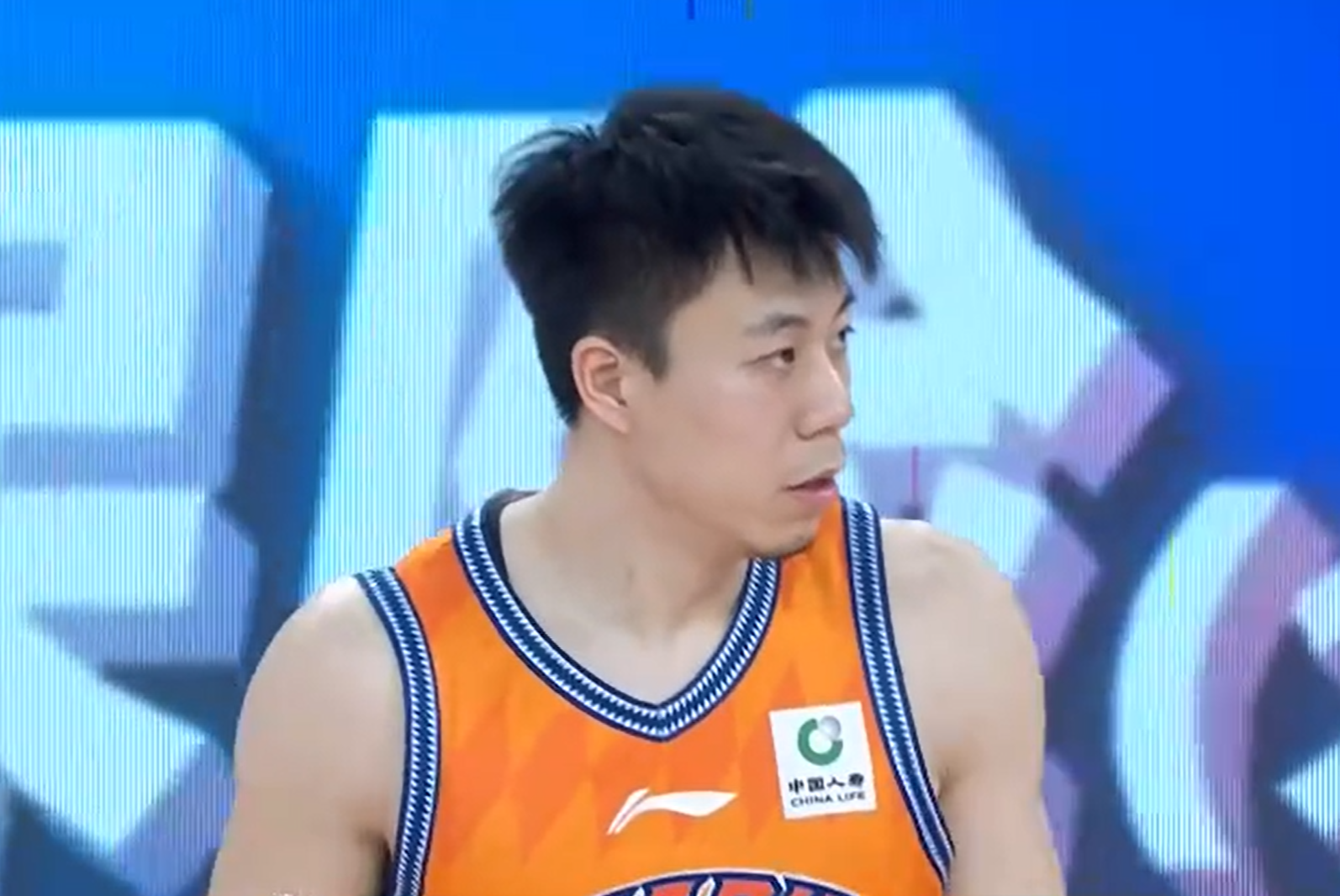 MK体育总决赛G5：马刺主场强压尼克斯 文班哈珀发挥出色，福克斯拖后腿