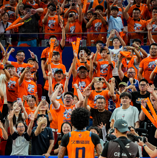 MK体育兄弟篮球,布伦森、哈特和大乔是首个NCAA+NBA夺冠的三人组