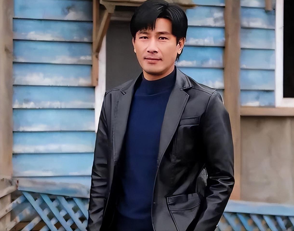 郑钦文放弃亚运会卫冕引发辩论，新科法网亚军哈雷首战出局遭调侃