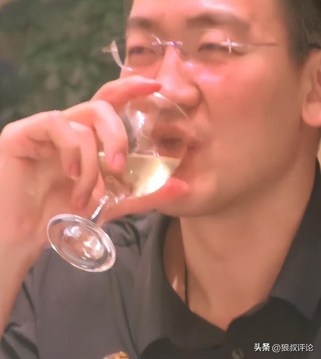 MK体育里姆：比利时本身实力很强，今天场上的球权走势也大多偏向他们