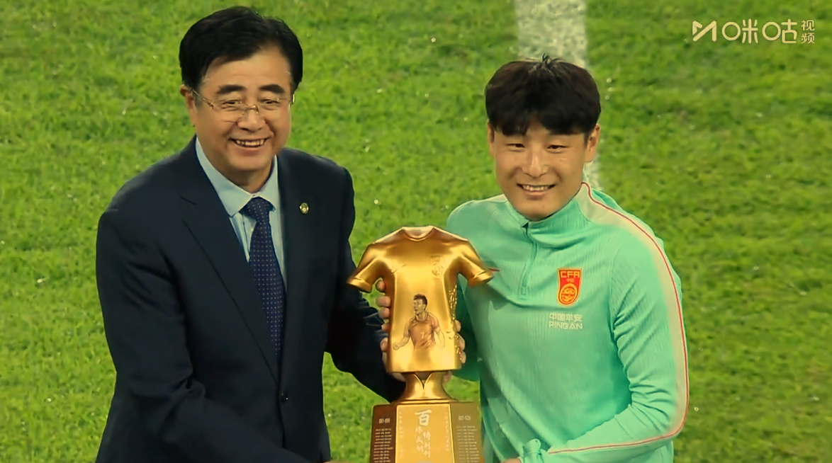 MK体育萨拉赫生日送助攻，卢卡库替补造乌龙，比利时1：1战平埃及