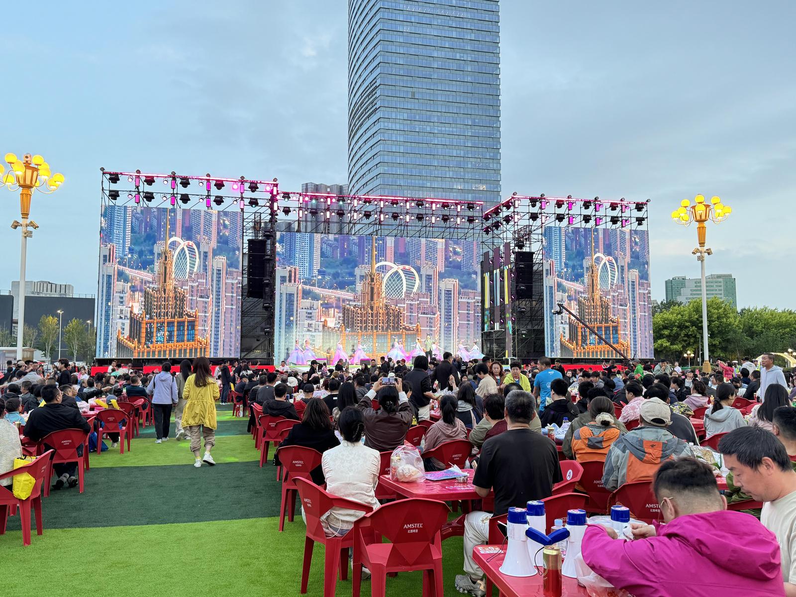 MK体育努内斯:若能对阵巴西会很特别;以前从没想过能和C罗当队友